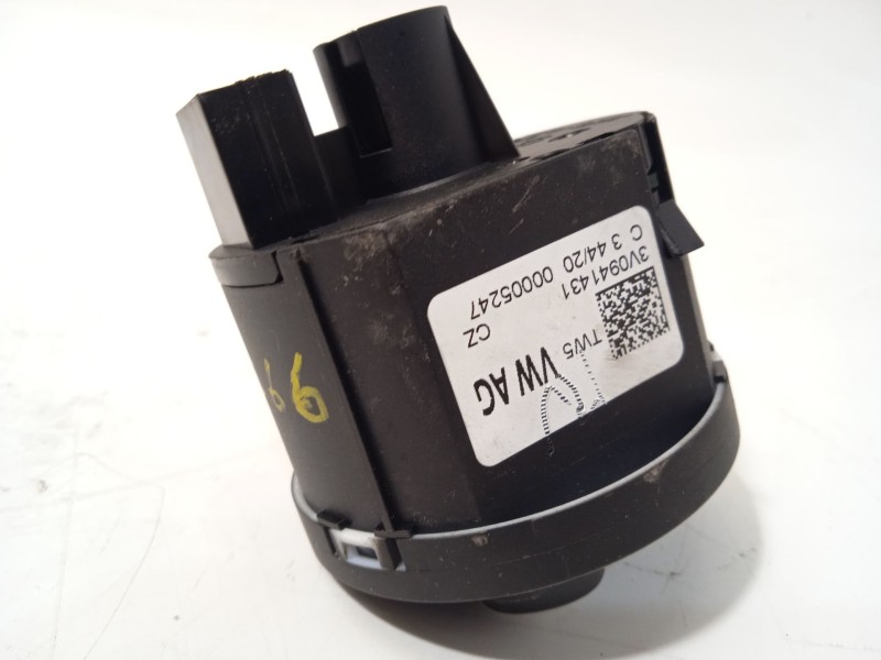 Recambio de mando luces para skoda karoq (nu) 1.5 16v tsi act referencia OEM IAM 3V0941431 3V0941431IHA 