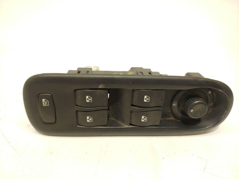Recambio de mando elevalunas delantero izquierdo para renault kangoo / grand kangoo ii (kw0/1_) 1.5 dci 85 (kw0k, kw0l, kw0b) re