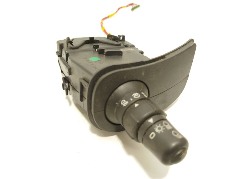 Recambio de mando luces para renault kangoo / grand kangoo ii (kw0/1_) 1.5 dci 85 (kw0k, kw0l, kw0b) referencia OEM IAM 88102003