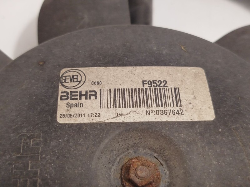 Recambio de electroventilador para peugeot boxer furgoneta 2.2 hdi 120 referencia OEM IAM 1250H9  