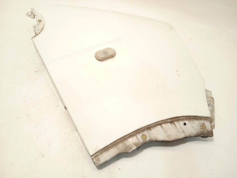 Recambio de aleta delantera derecha para renault master ii furgoneta (fd) 2.5 dci referencia OEM IAM 7751475533  