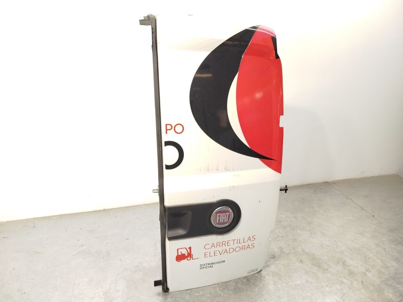 Recambio de puerta trasera derecha para fiat doblo cargo (263_) 1.3 d multijet referencia OEM IAM 51811378  