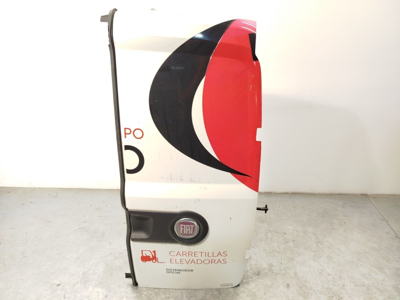 Recambio de puerta trasera derecha para fiat doblo cargo (263_) 1.3 d multijet referencia OEM IAM 51811378  