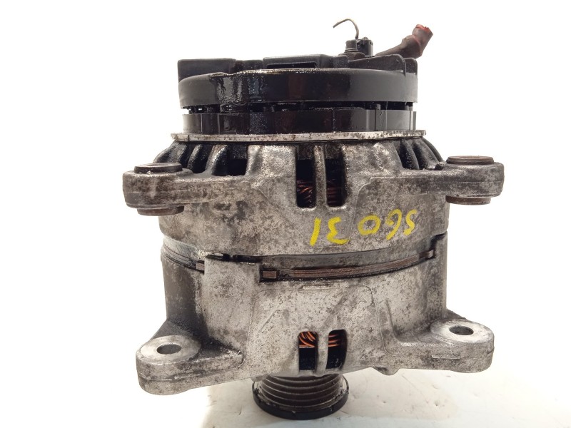 Recambio de alternador para renault master ii furgoneta (fd) 2.5 dci referencia OEM IAM 8200660022  0124525137