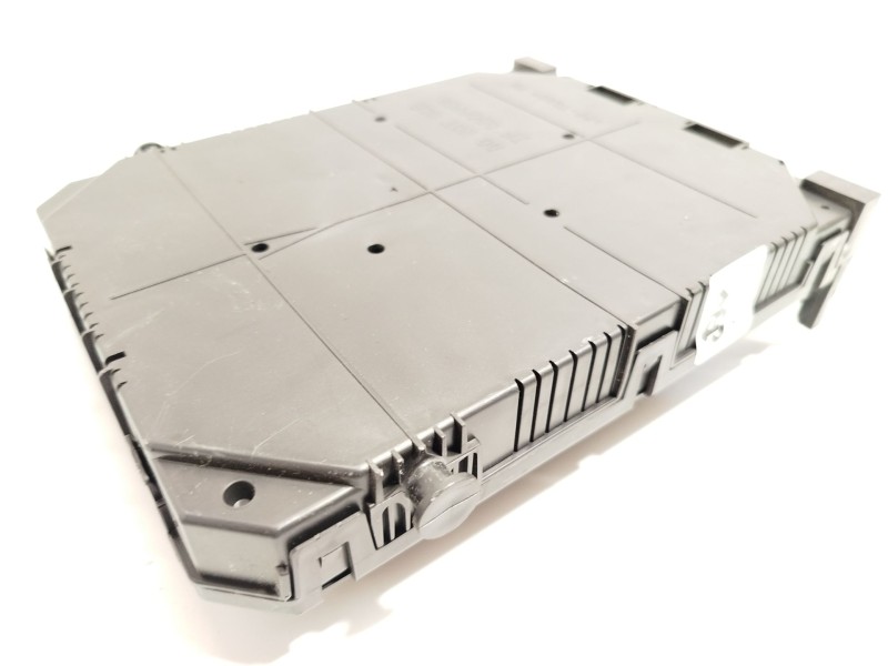 Recambio de caja reles / fusibles para peugeot rifter 1.2 puretech 110 referencia OEM IAM 9830707680 1635126380 