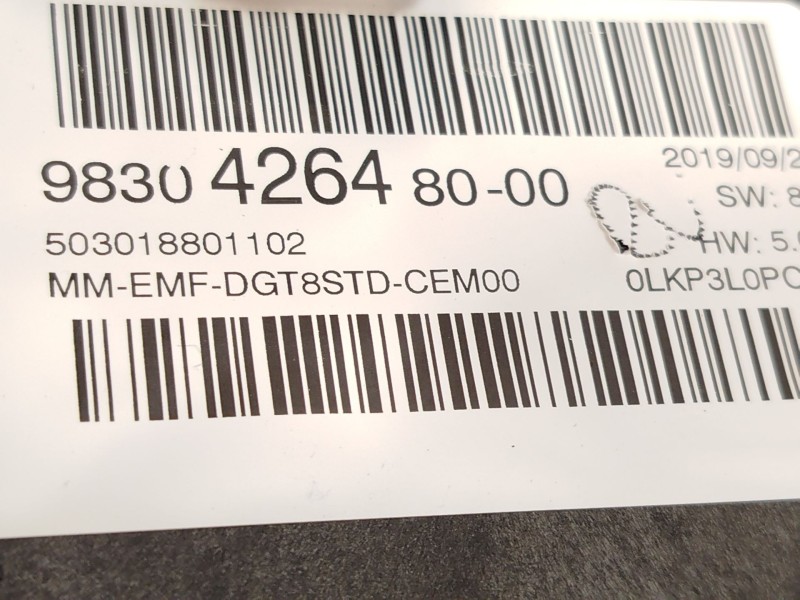 Recambio de pantalla multifuncion para peugeot rifter 1.2 puretech 110 referencia OEM IAM 9830426480  