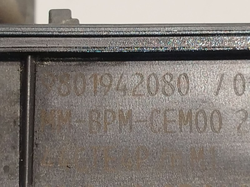 Recambio de caja mariposa para peugeot rifter 1.2 puretech 110 referencia OEM IAM 9801942080  