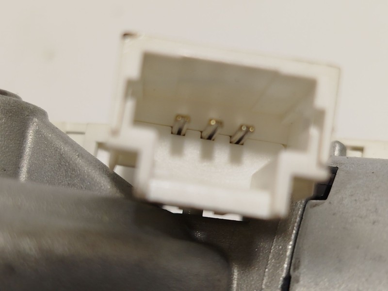 Recambio de motor limpia trasero para peugeot rifter 1.2 puretech 110 referencia OEM IAM 9683363780  53033412