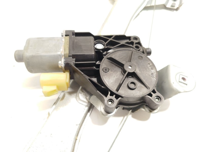 Recambio de elevalunas trasero izquierdo para chevrolet cruze (j300) 2.0 cdi referencia OEM IAM 95999489  