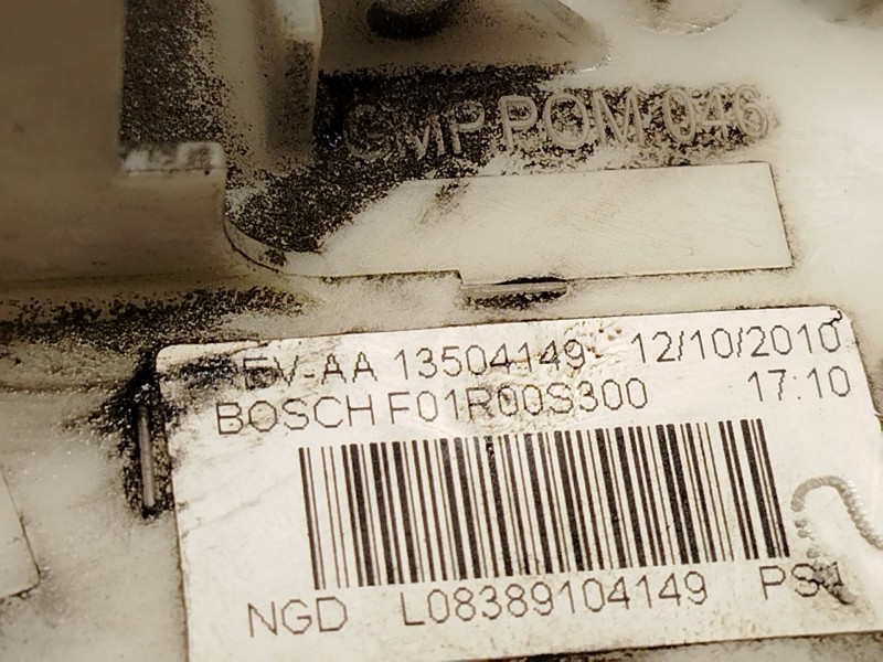 Recambio de bomba combustible para chevrolet cruze (j300) 2.0 cdi referencia OEM IAM 13504149  F01R00S300