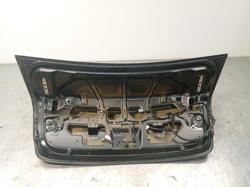 Recambio de tapa maletero para chevrolet cruze (j300) 2.0 cdi referencia OEM IAM 95950847  