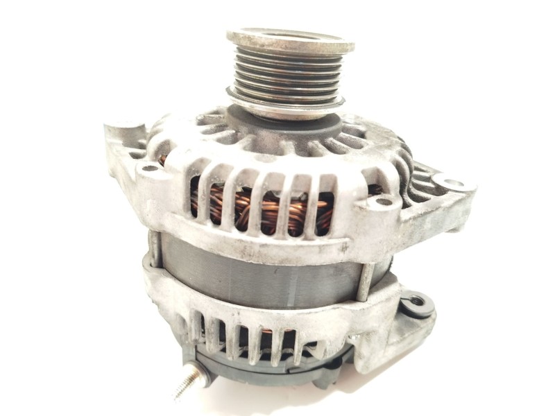 Recambio de alternador para chevrolet cruze (j300) 2.0 cdi referencia OEM IAM 13579114  
