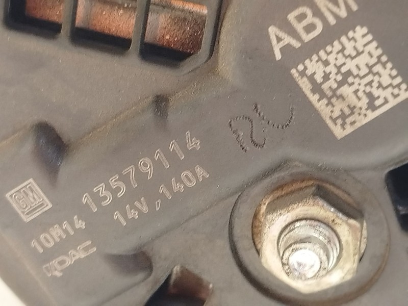 Recambio de alternador para chevrolet cruze (j300) 2.0 cdi referencia OEM IAM 13579114  