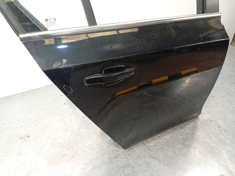 Recambio de puerta trasera derecha para chevrolet cruze (j300) 2.0 cdi referencia OEM IAM 95987764  