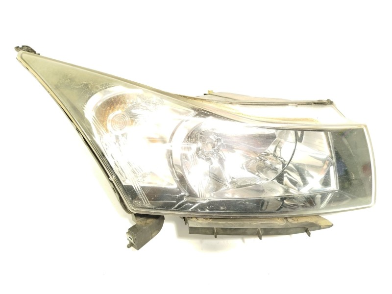 Recambio de faro derecho para chevrolet cruze (j300) 2.0 cdi referencia OEM IAM 95479489  