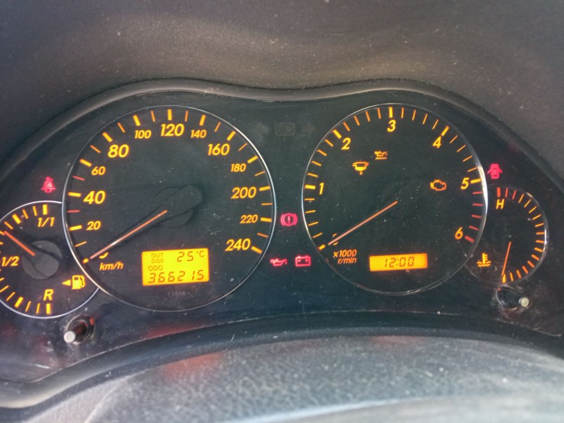 toyota avensis station wagon (_t25_) del año 2005