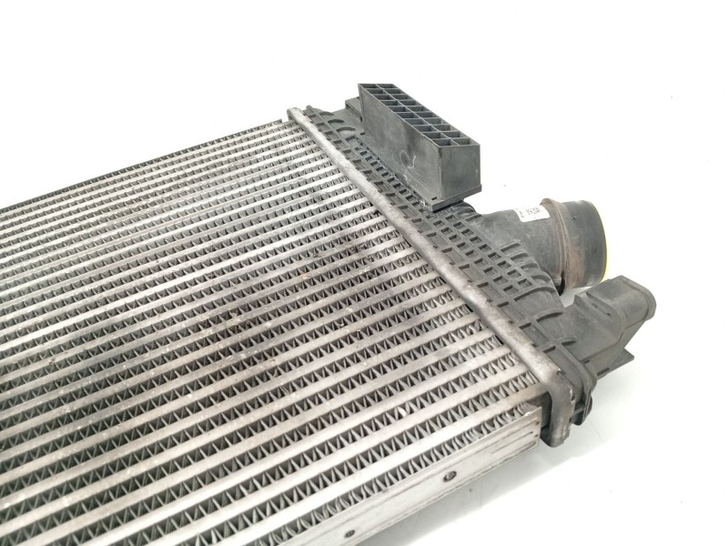 Recambio de intercooler para opel zafira tourer c (p12) 2.0 cdti (75) referencia OEM IAM 13267647  