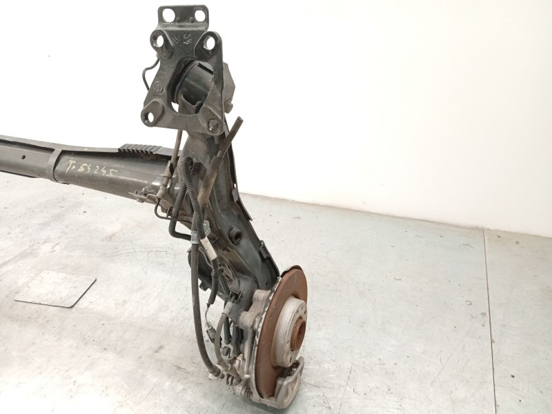 Recambio de puente trasero para peugeot rifter 1.2 puretech 110 referencia OEM IAM 9822650980  