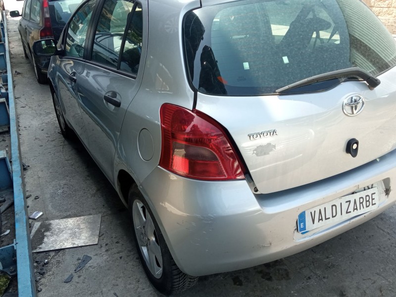 toyota yaris (_p9_) del año 2008