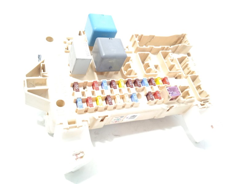 CAJA RELES / FUSIBLES 892210F010 