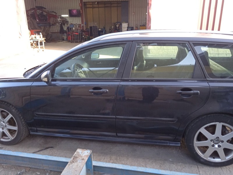 volvo v50 (545) del año 2005