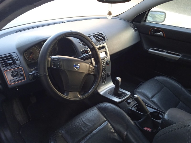 volvo v50 (545) del año 2005