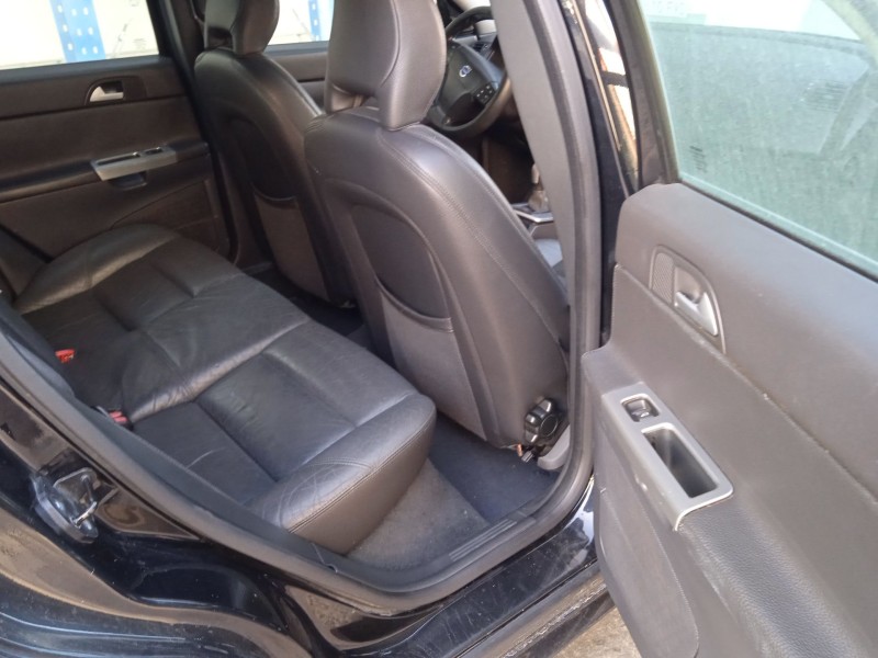 volvo v50 (545) del año 2005