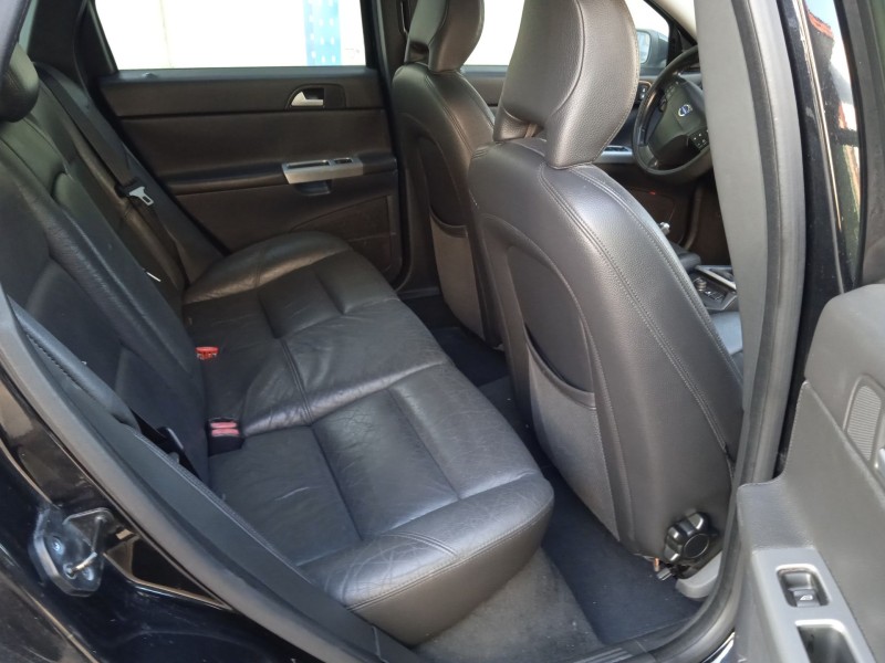 volvo v50 (545) del año 2005