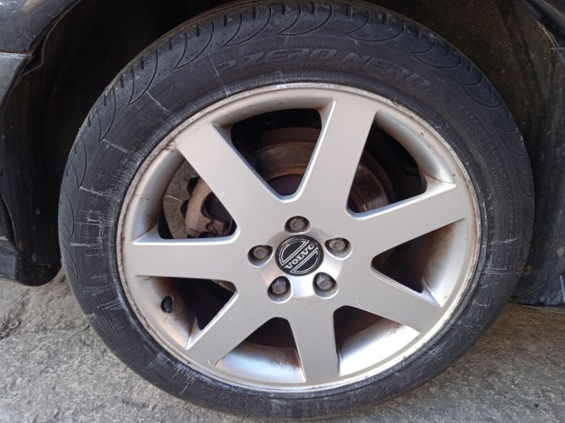 volvo v50 (545) del año 2005