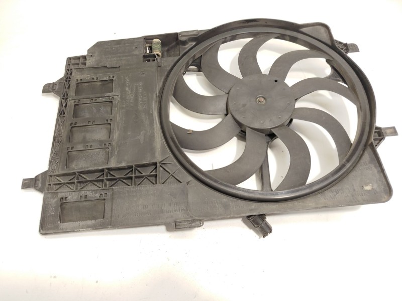 Recambio de electroventilador para mini mini (r50, r53) cooper referencia OEM IAM 17117541092  