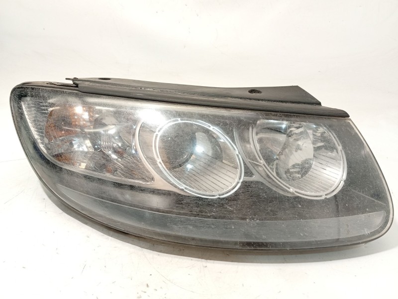 Recambio de faro derecho para hyundai santa fé ii (cm) 2.2 crdi gls referencia OEM IAM 921022B020  