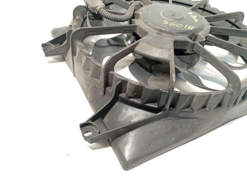 Recambio de electroventilador para hyundai santa fé ii (cm) 2.2 crdi gls referencia OEM IAM 977302B200  