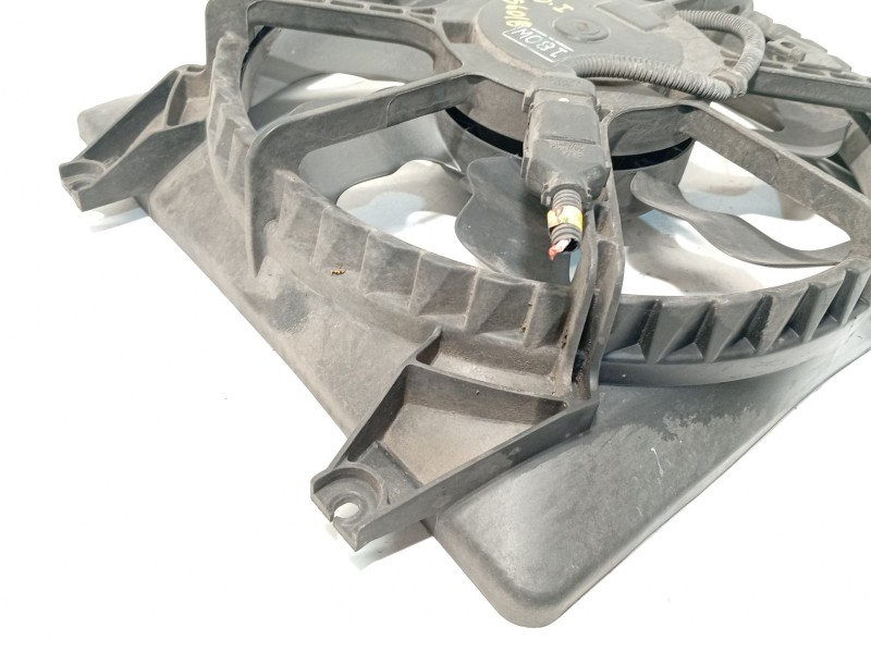 Recambio de electroventilador para hyundai santa fé ii (cm) 2.2 crdi gls referencia OEM IAM 253802B000  