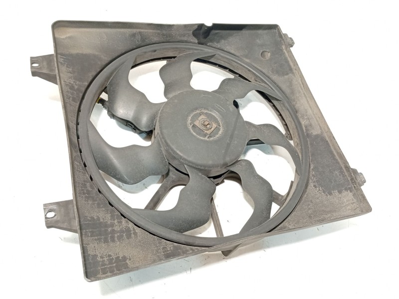 Recambio de electroventilador para hyundai santa fé ii (cm) 2.2 crdi gls referencia OEM IAM 253802B000  