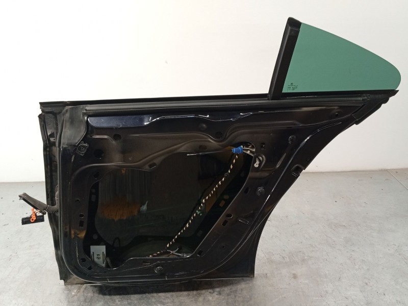 Recambio de puerta trasera derecha para volkswagen passat cc b6 (357) 2.0 tdi referencia OEM IAM 3C8833056E  