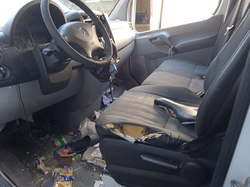 mercedes-benz sprinter 3-t furgoneta (b906) del año 2012