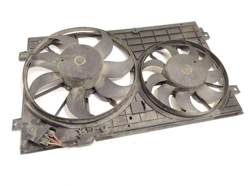Recambio de electroventilador para volkswagen golf v (1k1) 1.4 tsi referencia OEM IAM 1K0121207T 1K0959455ET 1K0959455CQ