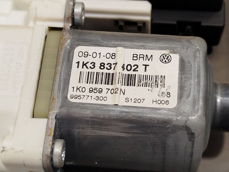 Recambio de elevalunas delantero derecho para volkswagen golf v (1k1) 1.4 tsi referencia OEM IAM 1K3837462B 1K3837402T 
