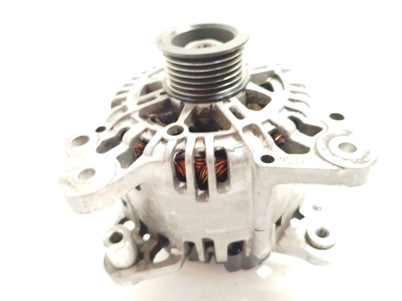Recambio de alternador para volkswagen golf v (1k1) 1.4 tsi referencia OEM IAM 03C903023B  TG11C015