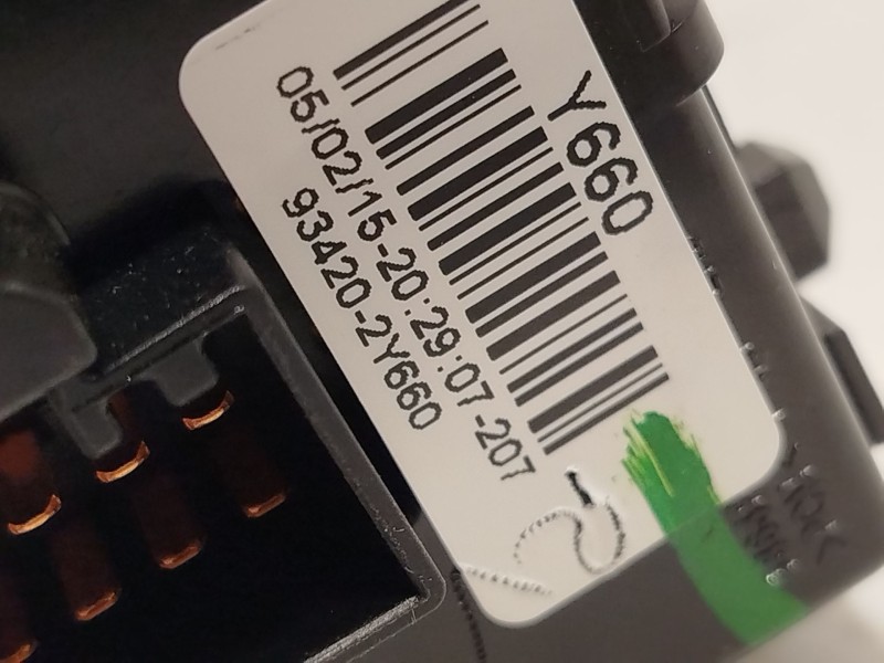 Recambio de mando limpia para hyundai i30 (gd) 1.4 crdi cat referencia OEM IAM 934202Y660  