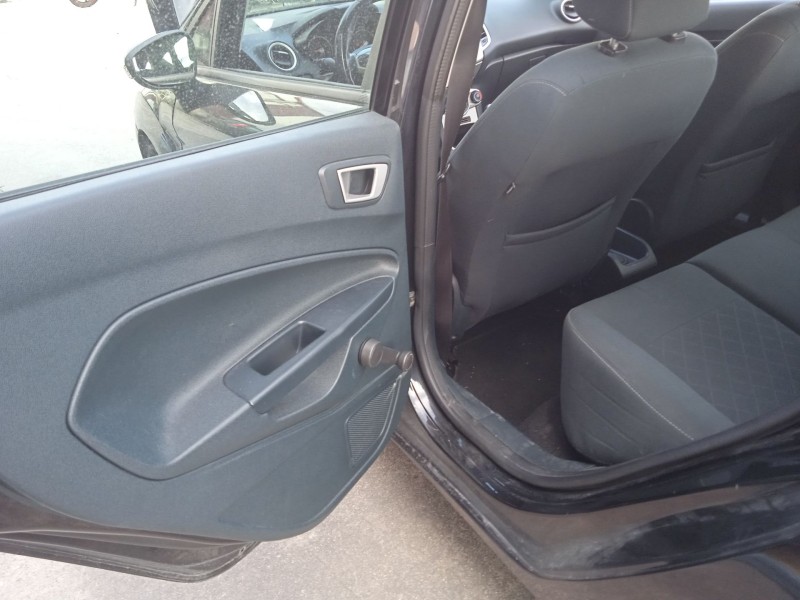 ford fiesta vi (cb1, ccn) del año 2012