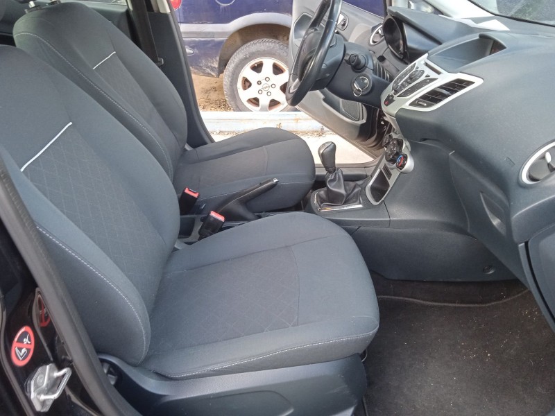 ford fiesta vi (cb1, ccn) del año 2012