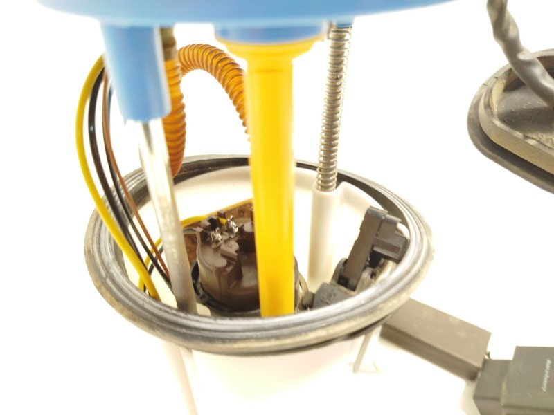 Recambio de bomba combustible para volkswagen golf v (1k1) 1.4 tsi referencia OEM IAM 1K0919051BH  A2C53166110