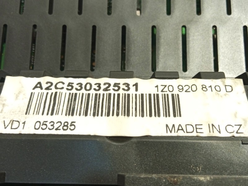 Recambio de cuadro instrumentos para skoda octavia ii (1z3) 1.9 tdi referencia OEM IAM 1Z0920810D 1Z0920810DKD0 A2C53032531