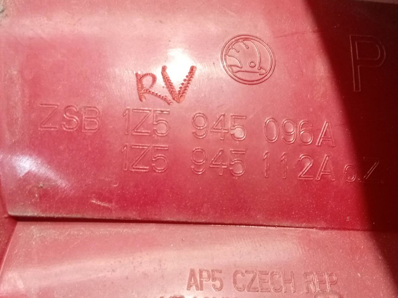 Recambio de piloto trasero derecho para skoda octavia ii (1z3) 1.9 tdi referencia OEM IAM 1Z5945096A 1Z5945112A 