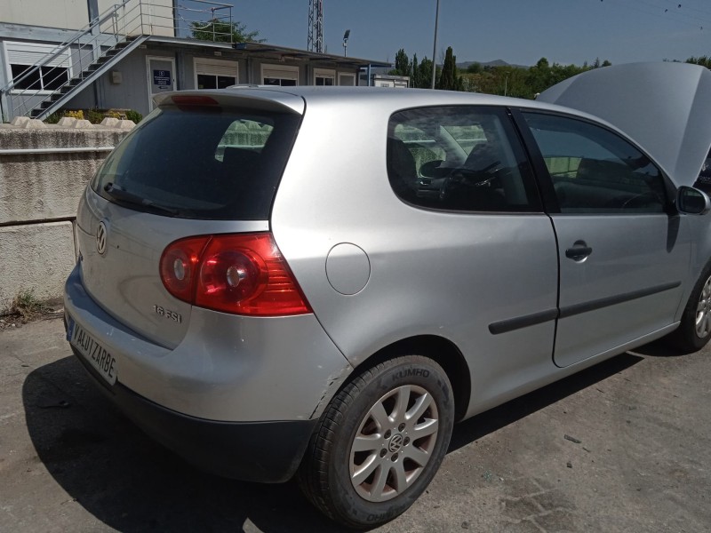 volkswagen golf v (1k1) del año 2004