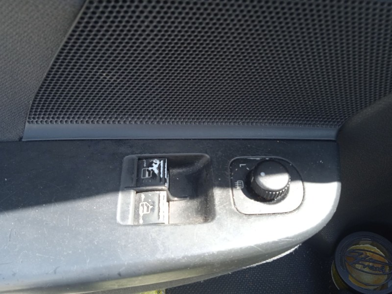 volkswagen golf v (1k1) del año 2004