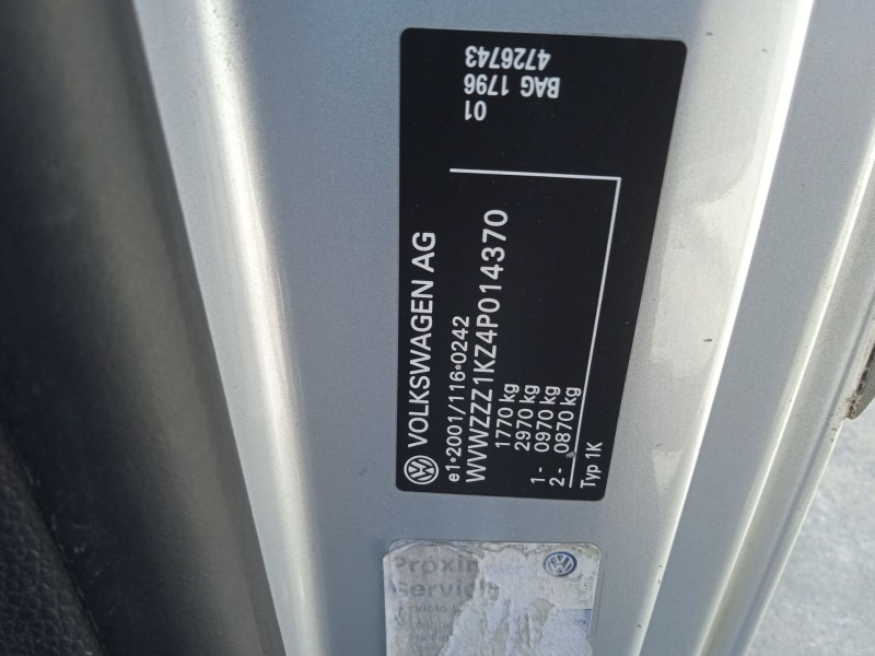 volkswagen golf v (1k1) del año 2004