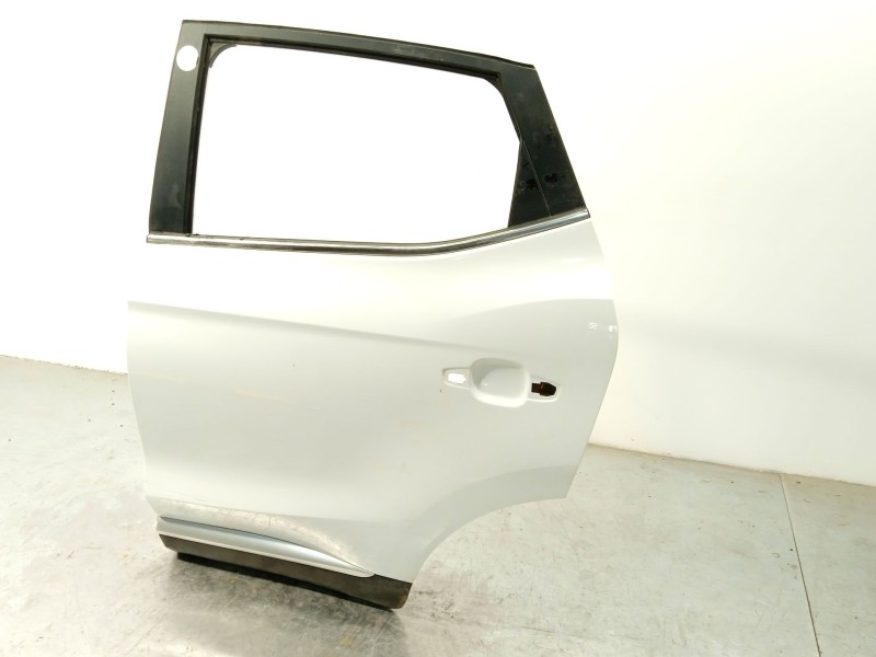 Recambio de puerta trasera izquierda para mg mg zs suv (azs1) 1.5 vti referencia OEM IAM 10322167  