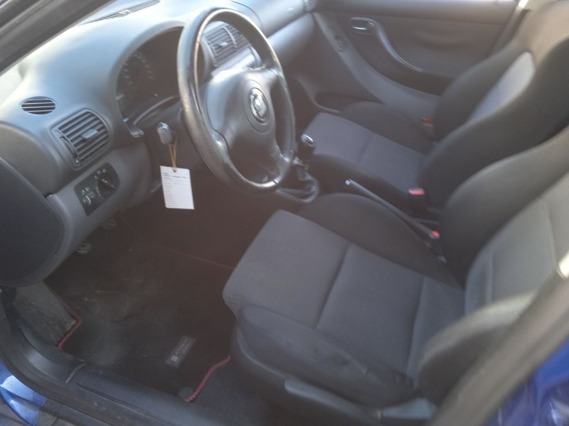 seat toledo ii (1m2) del año 2002